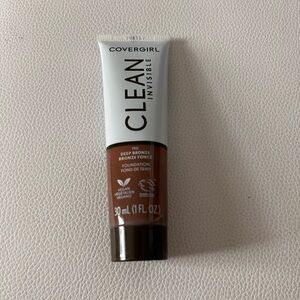 COVERGIRL Clean Invisible Foundation - Deep Bronze